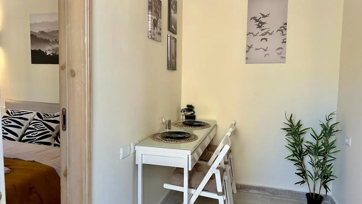 Beauty Studio Next Toparissquare Haifa 0*,  Israele